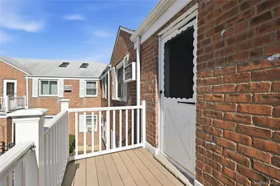 260-55 Union Turnpike #B, Glen Oaks, NY 11004 - Photo 23