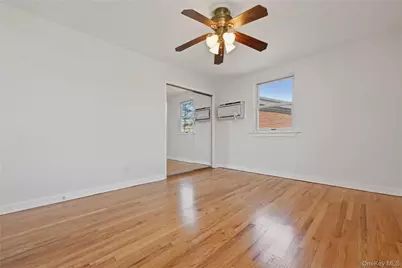 260-55 Union Turnpike #B, Glen Oaks, NY 11004 - Photo 19