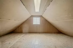 81 Landau Ave, Elmont, NY 11003 - Photo 15