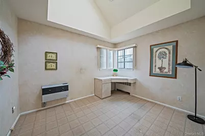 81 Landau Avenue, Elmont, NY 11003 - Photo 7