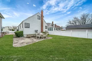 81 Landau Ave, Elmont, NY 11003 - Photo 19