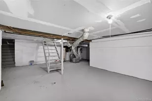 21 Maple Ave, Port Jefferson, NY 11776 - Photo 33