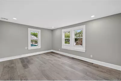 21 Maple Avenue, Port Jefferson, NY 11776 - Photo 9