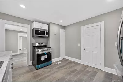 21 Maple Avenue, Port Jefferson, NY 11776 - Photo 25