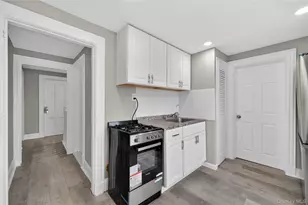 21 Maple Ave, Port Jefferson, NY 11776 - Photo 13