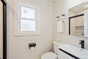 36 Stauber Dr, Plainview, NY 11803 - Photo 15