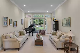 39 Hamlet Woods Dr, Saint James, NY 11780 - Photo 5