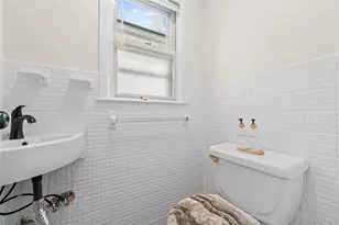 112-36 180th St, Jamaica, NY 11433 - Photo 21