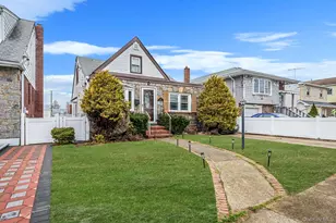 12 Edna Ct, Valley Stream, NY 11580 - Photo 3