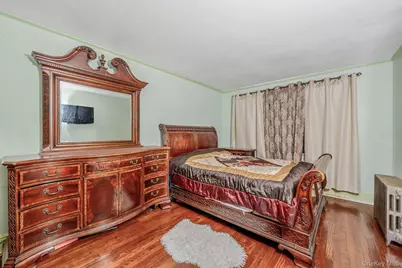 12 Edna Court, Valley Stream, NY 11580 - Photo 13