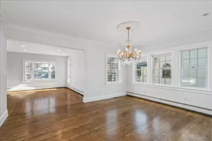 12 Davison Ave, East Rockaway, NY 11518 - Photo 9