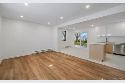 28 Nadel Drive, Riverhead, NY 11901 - Photo 11