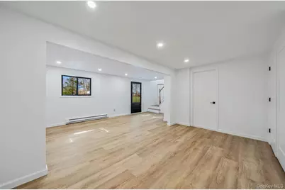 28 Nadel Drive, Riverhead, NY 11901 - Photo 19