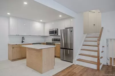 28 Nadel Drive, Riverhead, NY 11901 - Photo 5