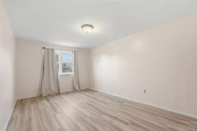 867 Kinsella Street, Bronx, NY 10462 - Photo 33