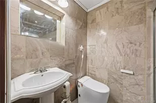 867 Kinsella St, Bronx, NY 10462 - Photo 13