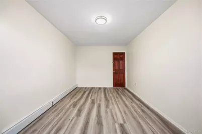 867 Kinsella Street, Bronx, NY 10462 - Photo 31