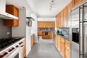 444 East 86th St, New York, NY 10028 - Photo 5