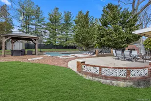 154 Alexander Ave, Nesconset, NY 11767 - Photo 23