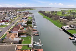 3454 Woodward St, Oceanside, NY 11572 - Photo 3