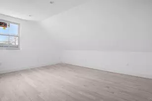 340 E 234th St, Bronx, NY 10470 - Photo 21