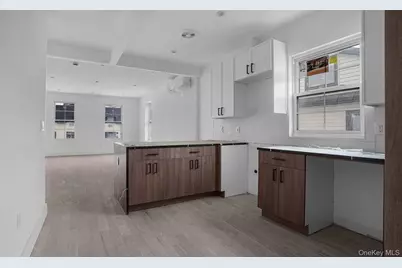 340 E 234th Street, Bronx, NY 10470 - Photo 15
