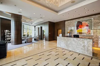 5 Renaissance Square #PH 3E, White Plains, NY 10601 - Photo 3