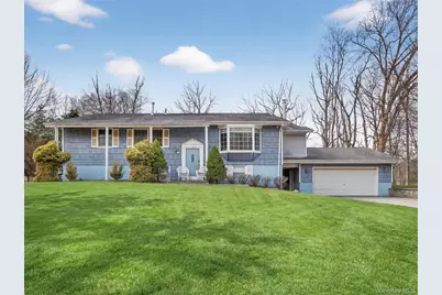 15 Victoria Drive, Airmont, NY 10901 - Photo 1