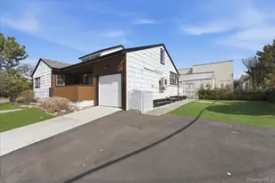 1895 Park St, Atlantic Beach, NY 11509 - Photo 19