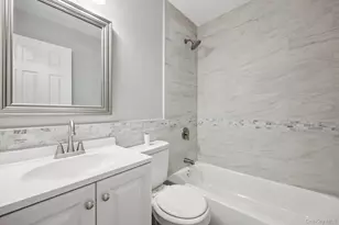 33 E Cherry St, Central Islip, NY 11722 - Photo 17