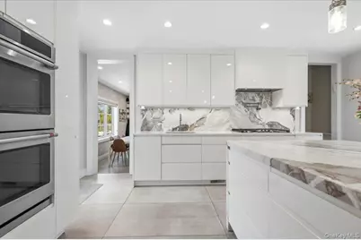 230 Ocean Avenue, Lawrence, NY 11559 - Photo 15