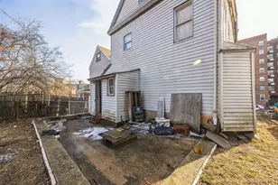 1052 McLean Ave, Yonkers, NY 10704 - Photo 9