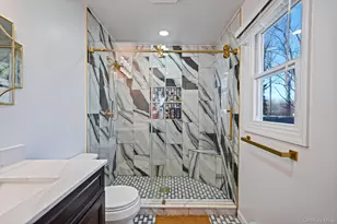 125 Lower Sheep Pasture Rd, East Setauket, NY 11733 - Photo 15