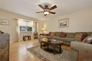 112 Noel Dr, Centereach, NY 11720 - Photo 11