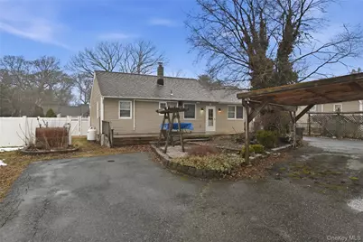 112 Noel Drive, Centereach, NY 11720 - Photo 23