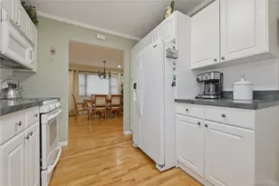 112 Noel Dr, Centereach, NY 11720 - Photo 7