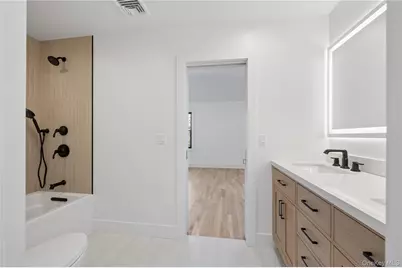 14 Bay Avenue, East Quogue, NY 11942 - Photo 23