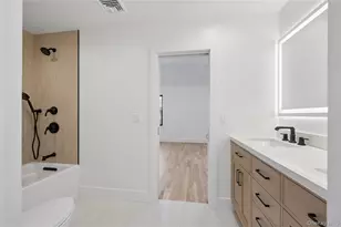 14 Bay Ave, East Quogue, NY 11942 - Photo 23