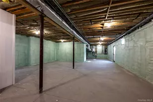 14 Bay Ave, East Quogue, NY 11942 - Photo 25