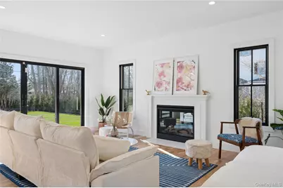 14 Bay Avenue, East Quogue, NY 11942 - Photo 9