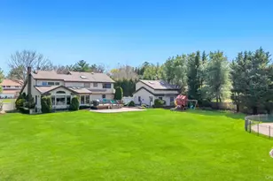 9 Artisan Ave, Huntington, NY 11743 - Photo 7