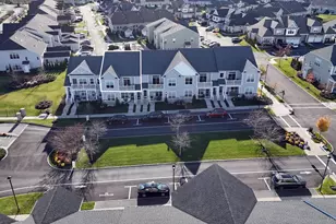 272 Silver Timber Dr, Yaphank, NY 11980 - Photo 33