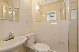 373 Northfield Rd, Woodmere, NY 11598 - Photo 11