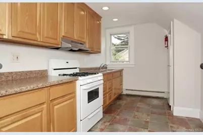 298 S Middletown Road #2FL, Nanuet, NY 10954 - Photo 3