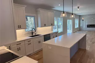 4 Lotto Ct, Lake Grove, NY 11755 - Photo 7