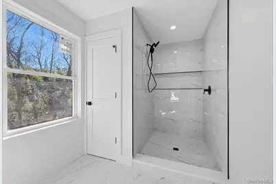 4 Lotto Court Road, Lake Grove, NY 11755 - Photo 11