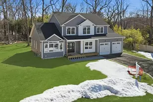 4 Lotto Ct, Lake Grove, NY 11755 - Photo 3