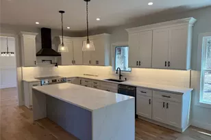 4 Lotto Ct, Lake Grove, NY 11755 - Photo 5