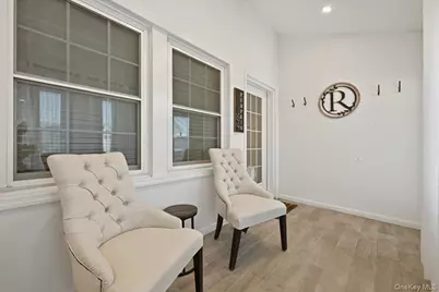 17 Meadow Street, Garden City, NY 11530 - Photo 3