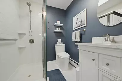 17 Meadow Street, Garden City, NY 11530 - Photo 19